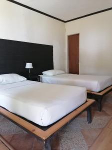 Cebu Club Fort Med Resort