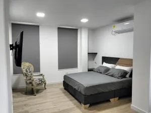 2325 Apartaestudios - Santa Bárbara