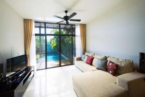 Вилла с бассейном на Най Харн, 3 спальни G7