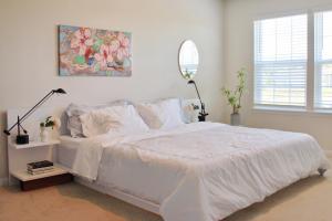 Mountain Whispers - Modern Chic Near Shenandoah National Park