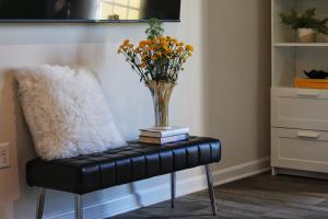 Mountain Whispers - Modern Chic Near Shenandoah National Park