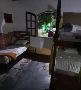Hostel Itaipuaçu pernoite próximo rua um e praia - Inoã