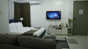 Experience Santa Rosa Comfort at MEGAN Montagne Suite