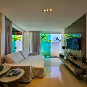 Casa de Praia com 5 quartos e Piscina em Guarajuba Bahia