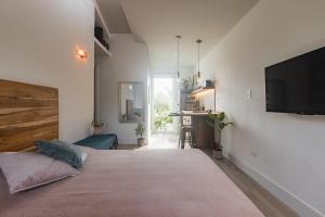 Mermade Suite - Blue Venao