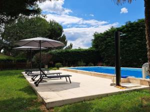 Maisons de vacances Retraite Perigourdine avec Piscine Partagee, Clim, Velo et Proximite de Bergerac - FR-1-616-364 : photos des chambres