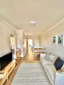 Entire Unit Rental at Bondi Beach-StayBay