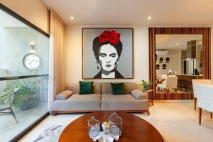 LaFrida Condo Coto 8 Style 10 min to Caribbean!