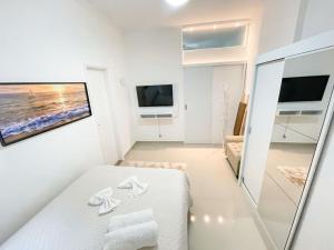 Beautiful Copacabana Beach House na Quadra da Praia