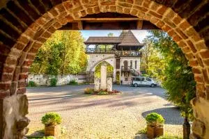 瑞夫利格瑞德公园酒店 - Dublyany