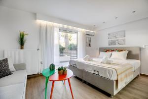 Halo - Luxury Studio in Athens