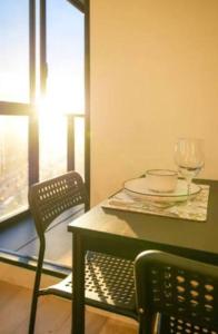 IN2103-1 BR Comfy Loft with Stunning View