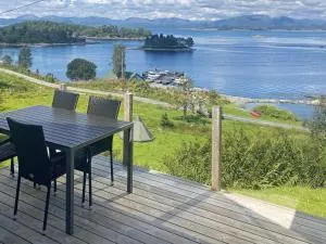 Holiday home LINDÅS III - Bergsviki