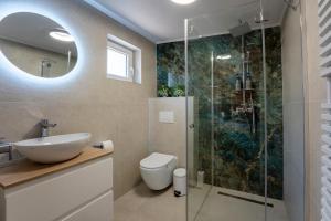 Central House by Amelie