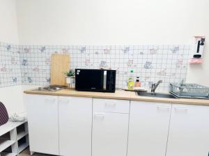 5BR House 8Beds, Ekkamai BTS 12mins walk, 711, shopping mall