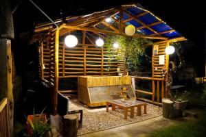 Sparrow House, Landing Site, 3-bedroom house, Kitchen, Bonfire