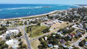 Sail House overlooking Lancelins main park