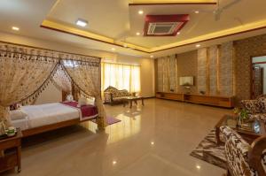 KSTDC Hotel Mayura Krishna Almatti
