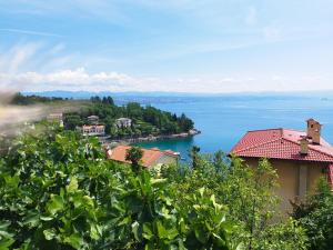 Apartment Lady Daniela mit Meerblick in Lovran 