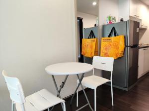 Rawai Beachfront - Studio room on 2 floor