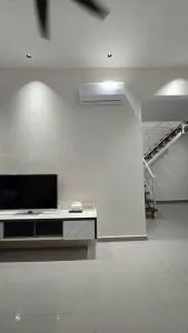 The Cz Retreat 2min to KTM Malaysia and Town area - Au Long