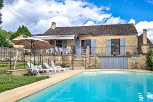 Villa avec piscine à la campagne