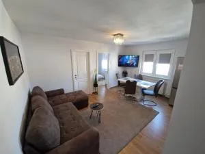 Urban Cozy Apartments - Albeşti