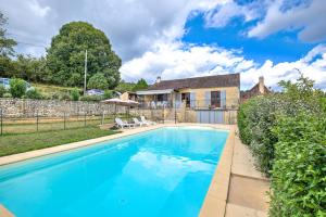 Maisons de vacances Villa avec piscine a la campagne : photos des chambres
