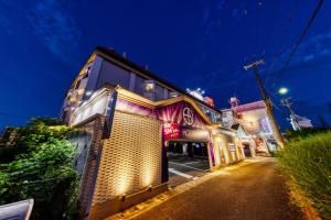 HOTEL ABnormal (Adult Only)