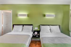 Motel 6-Visalia, CA