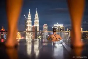 Infinity Skypool new friends Hostel - Kuala Lumpur