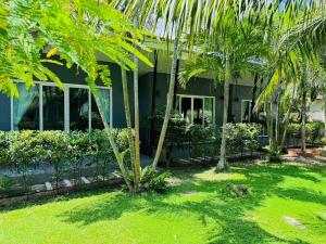 Marisa Garden Bungalow