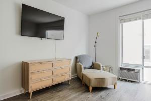 Blueground Mid-Wilshire pool ac nr retail LAX-1265