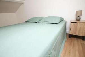 Appartements NEW ! La Casa 2 - renove- Wifi - Vue degagee : photos des chambres