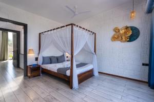 SaffronStays Hobbes - 3BR private pool villa with lawn, family lounge, BBQ nights & deck sit-outs, ideal for celebrations