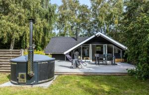 Cozy Home In Ebeltoft With Wi-Fi