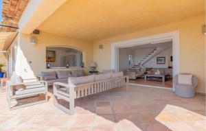 Lovely Home In Sainte-Maxime With Wifi
