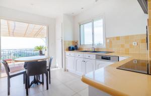 Lovely Home In Sainte-Maxime With Wifi