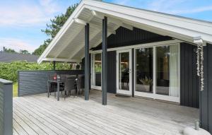 Amazing Home In Hvide Sande With Wifi