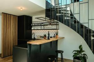 Blackriver Loft Vienna mit gratis Parkplatz nahe Schönbrunn und U6