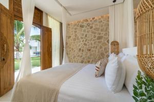 The Balangan Hotel Uluwatu - 2min to Beach & 5min to Balis Best Golf