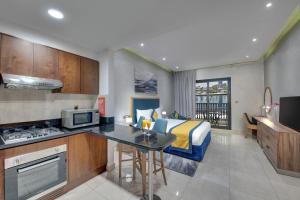 Creek View Studio Apartment room in Suha Creek Hotel Apartment