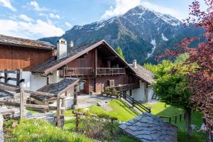 Flat with Garden in Courmayeur - Happy Rentals