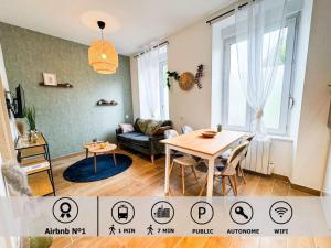 NEW Élégance et Confort face à la gare Parking