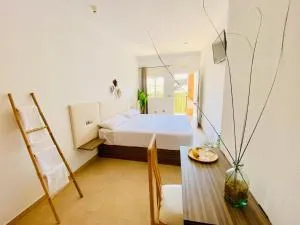 Hotel Playa Terreros - 韦尔卡尔-奥韦拉