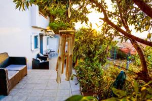 Athenas Garden House