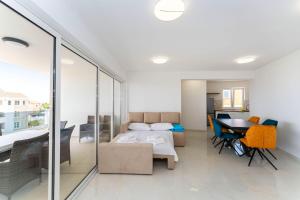 Sea View Apartments Ryta 