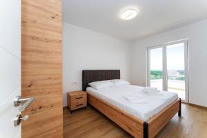 Sea View Apartments Ryta