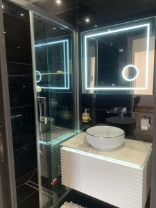 Villas Maison Jacuzzi : photos des chambres