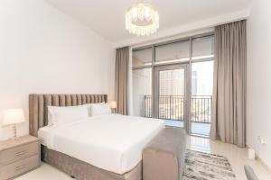 Modern 2BR I Partial Burj Khalifa & Boulevard View